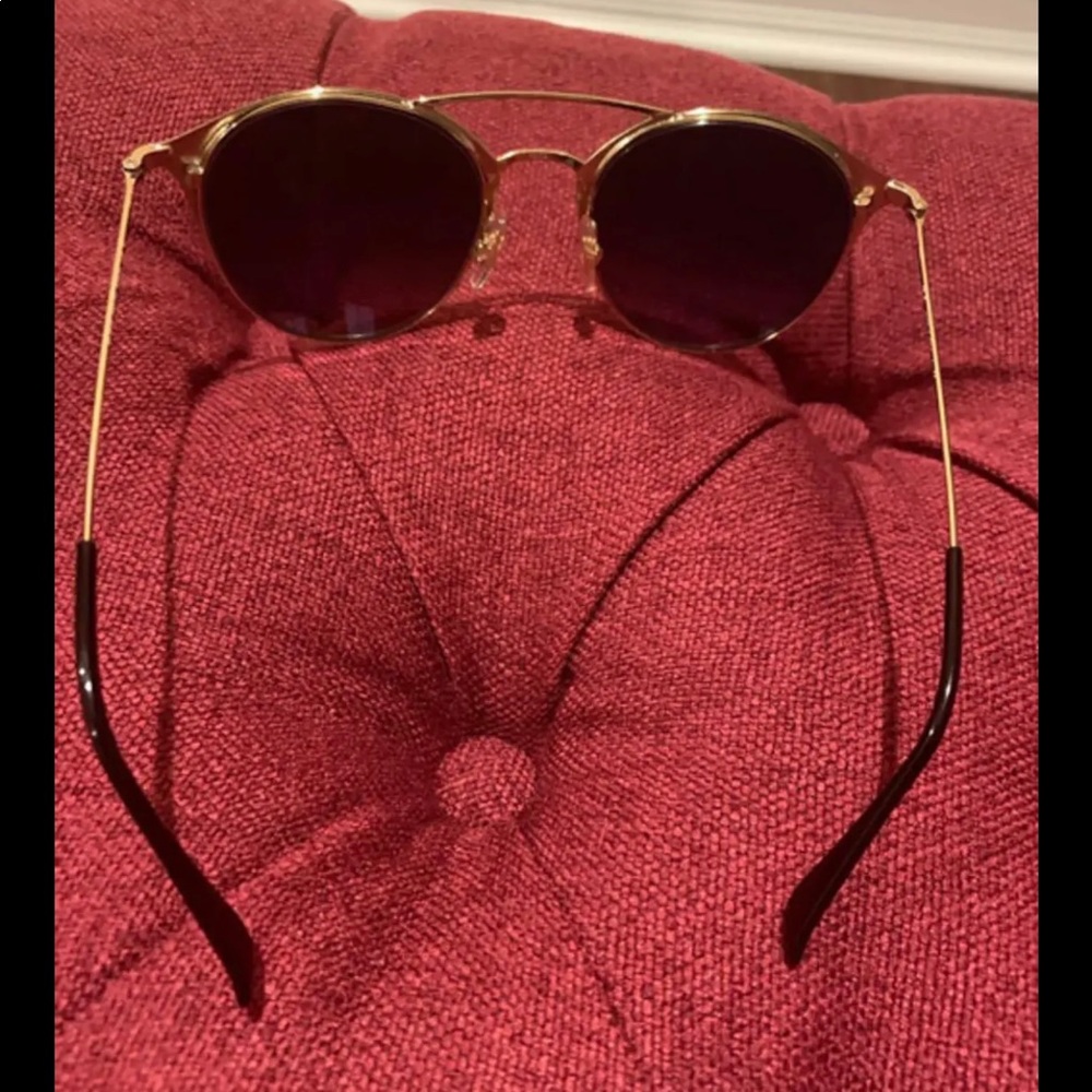 Brand (NEW) Ray-Ban great condition, polarized